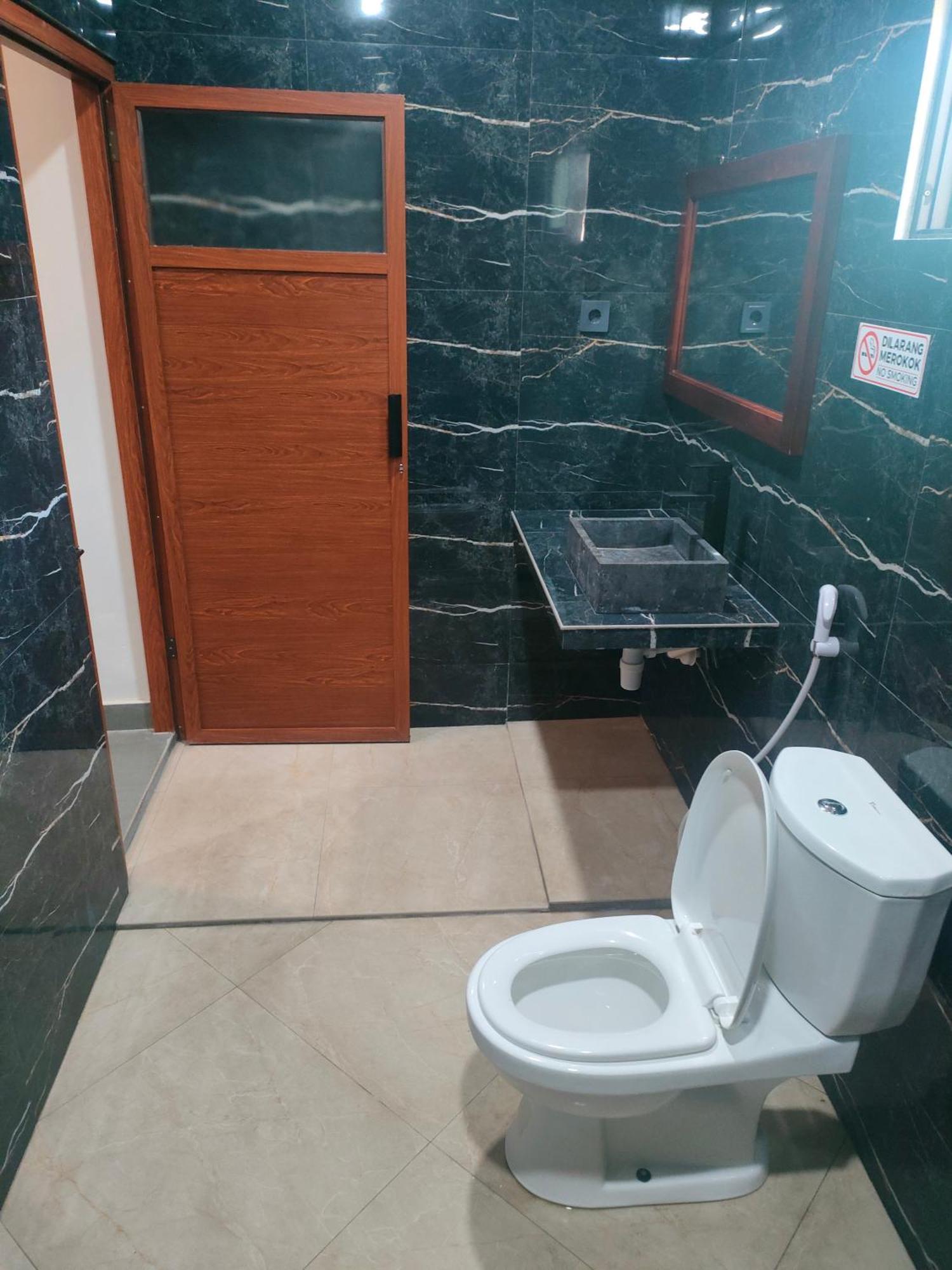 Mango Guesthouse Pangandaran Εξωτερικό φωτογραφία